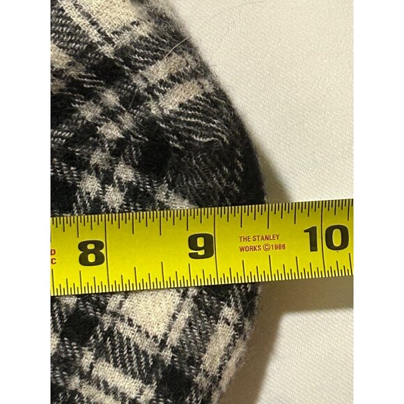 Ingles Buchan Menzies Black & White Tartan Wool Beret Pom Pom Unisex Scotland - Picture 3 of 4